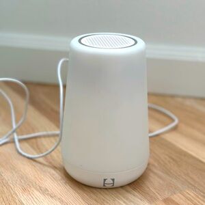 Hatch baby sound machine and light